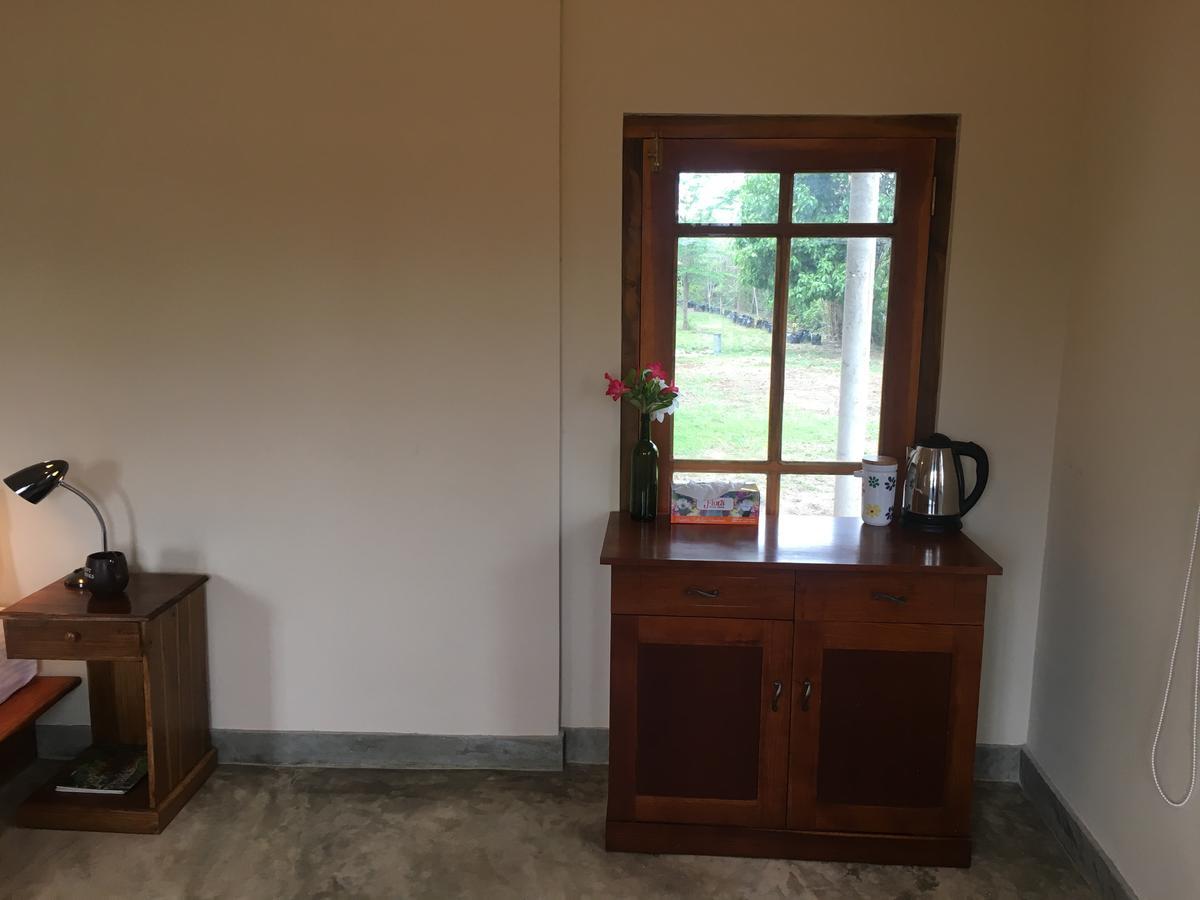 Captain'S Bird Safari Lodge Puttalam Esterno foto