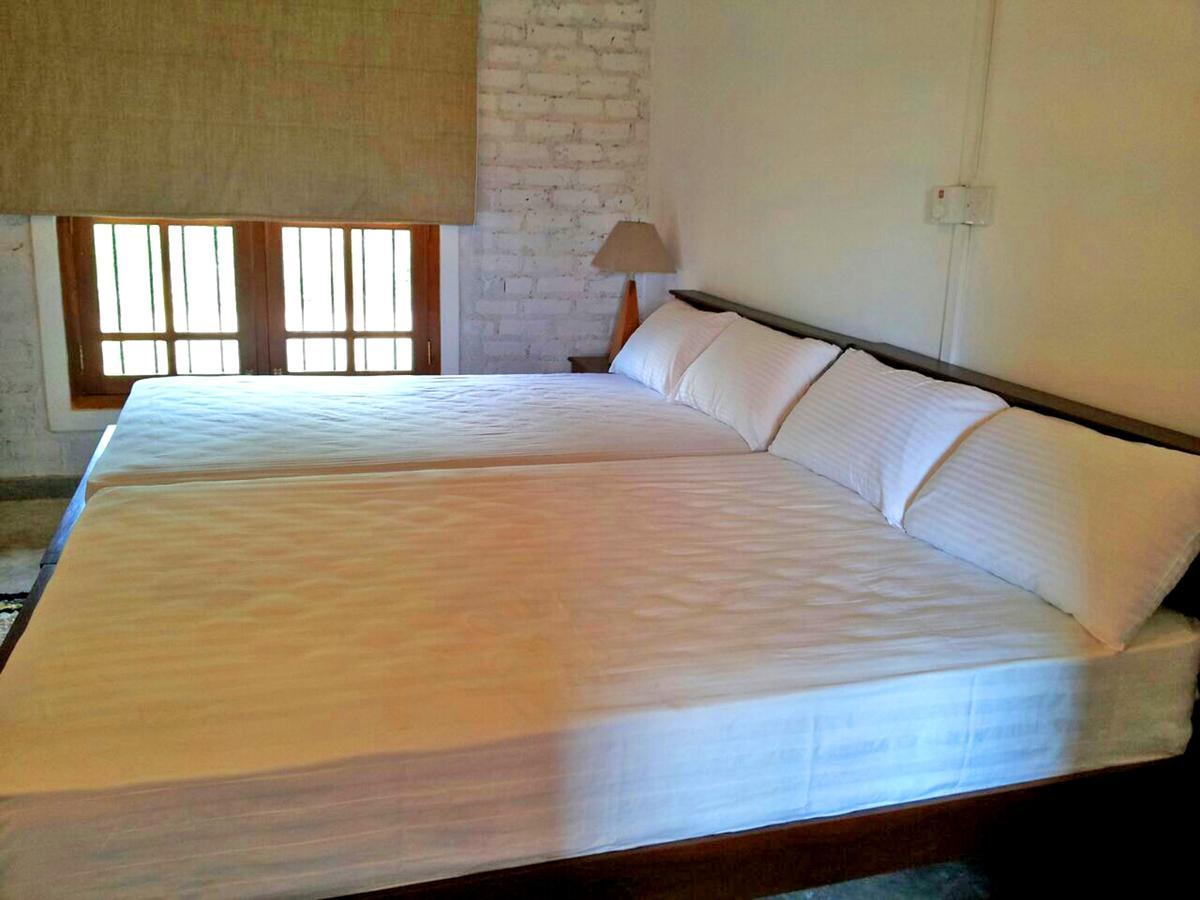 Captain'S Bird Safari Lodge Puttalam Esterno foto