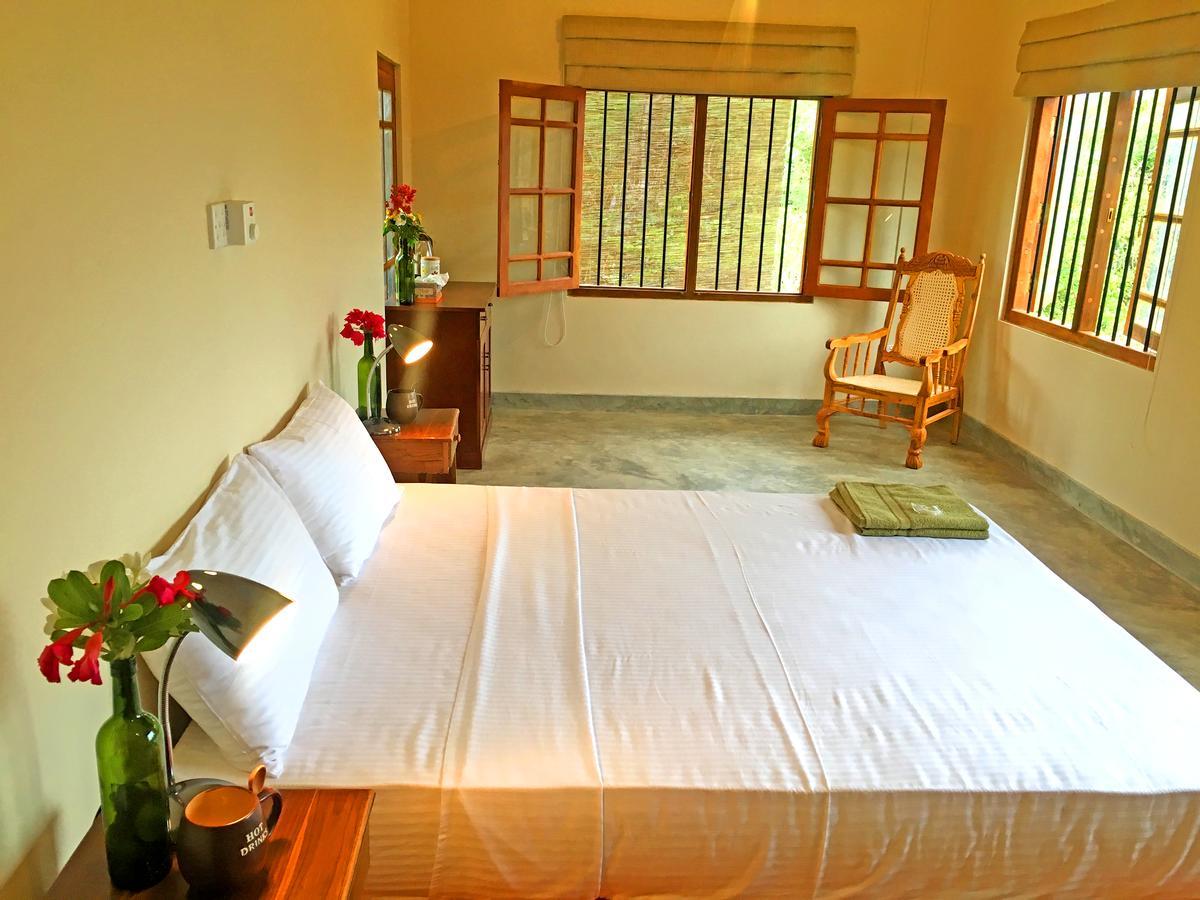 Captain'S Bird Safari Lodge Puttalam Esterno foto